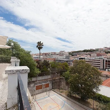 Amalia Tiny 1 Lisboa